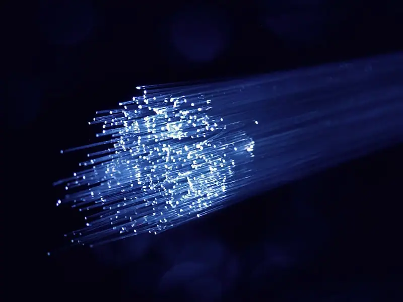 Réseau fibre multi-homé Gcore